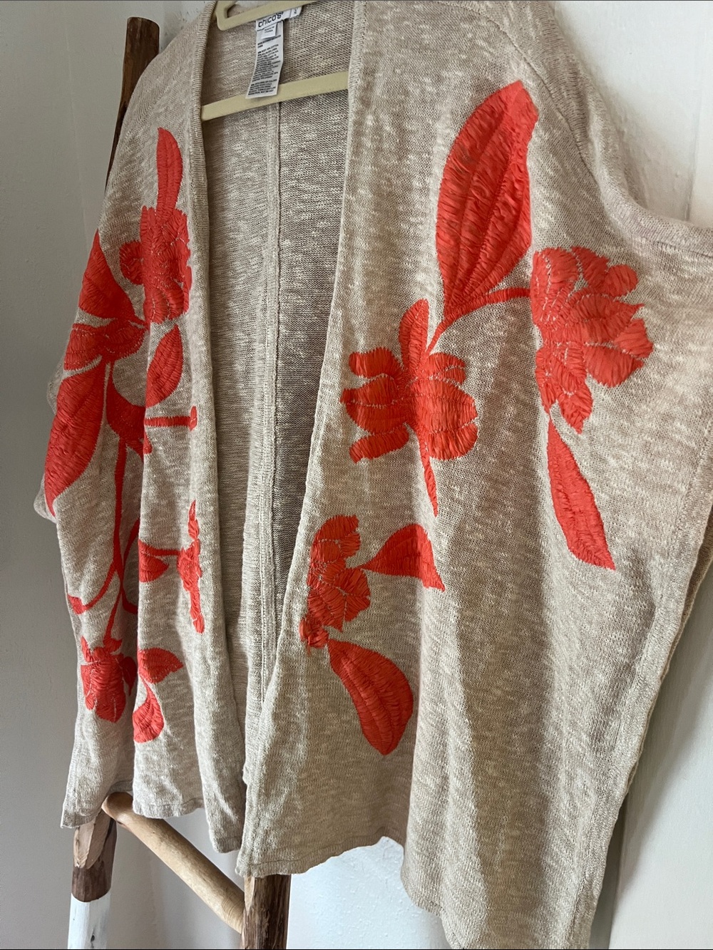 Chico's Beige Open-Front Cotton Knit Cardigan Bright Coral Floral Embroidery XL - Picture 4 of 8